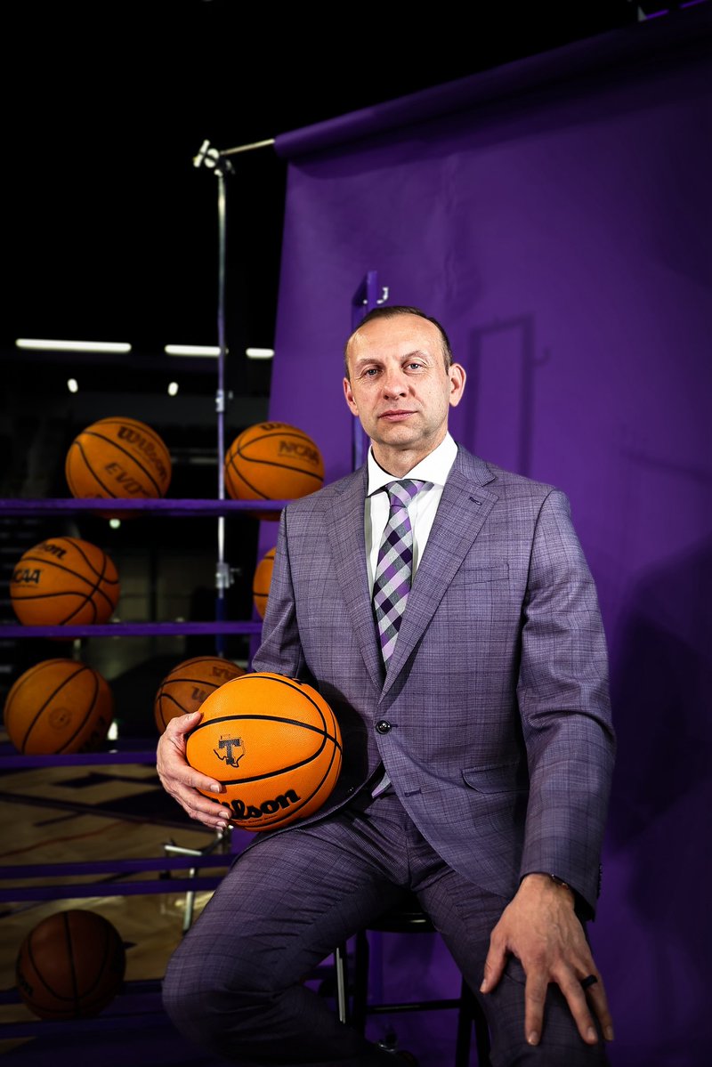 Tarleton State Men's Basketball tweet media
