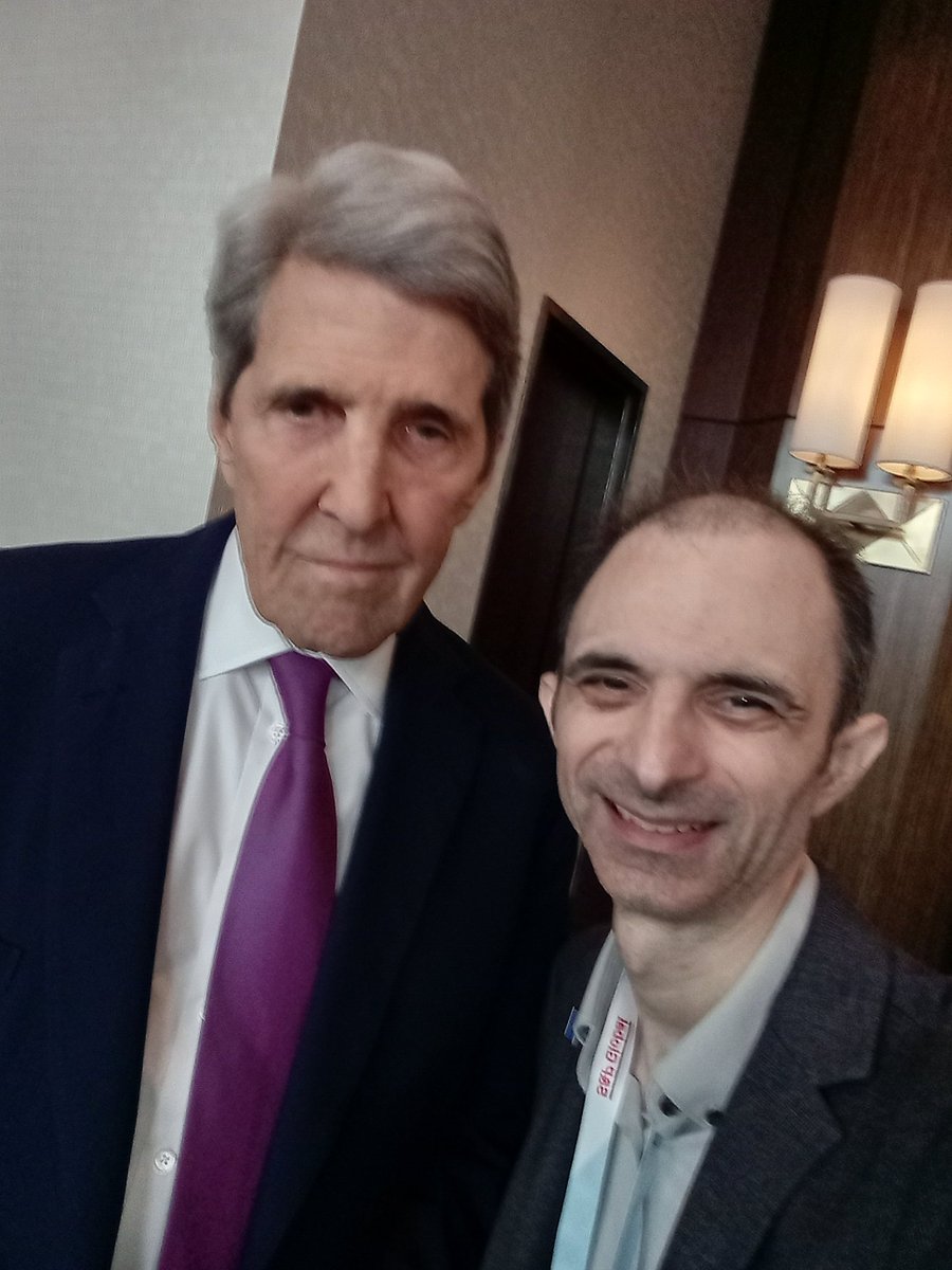 Art Pronin ארת פרונין tweet media