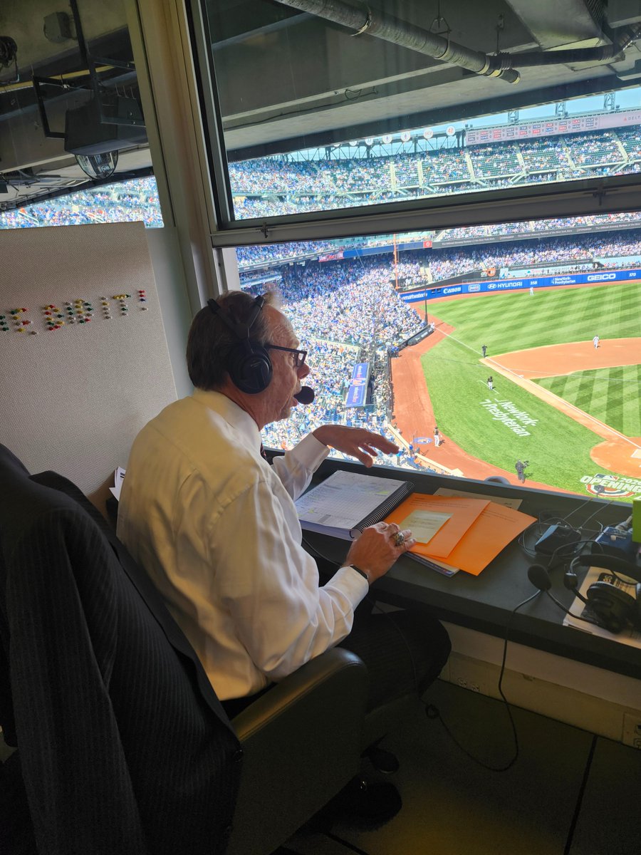 Mets Radio Booth tweet media