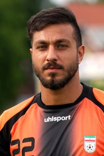 Karen چپول شناس tweet media