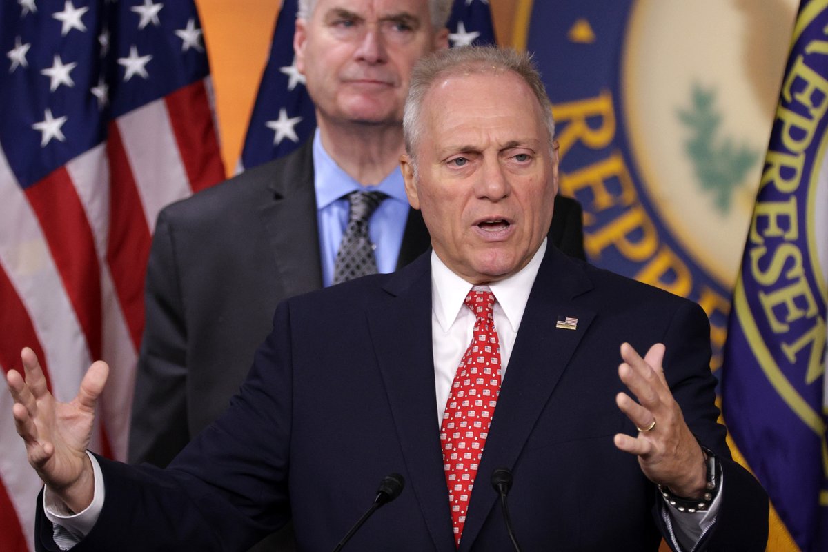 “The fact that CAIR—an organization that multiple states have classified as a terrorist organization—has designated the Sharia Free America Caucus as a ‘hate group’ is absurd,” Majority Leader <a href="/SteveScalise/">Steve Scalise</a> told me. 

🧵4/12