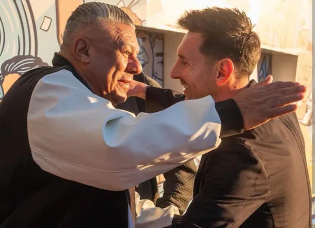 #SoyAmarilloNuncaVioleta 💛 tweet media