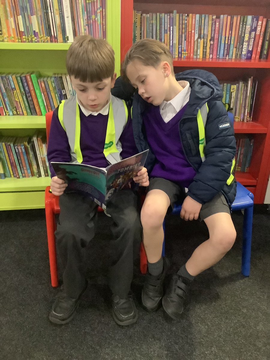 PrimaryElaine's tweet photo. Year 3 had a great trip to the library today https://t.co/12pHxB46y5