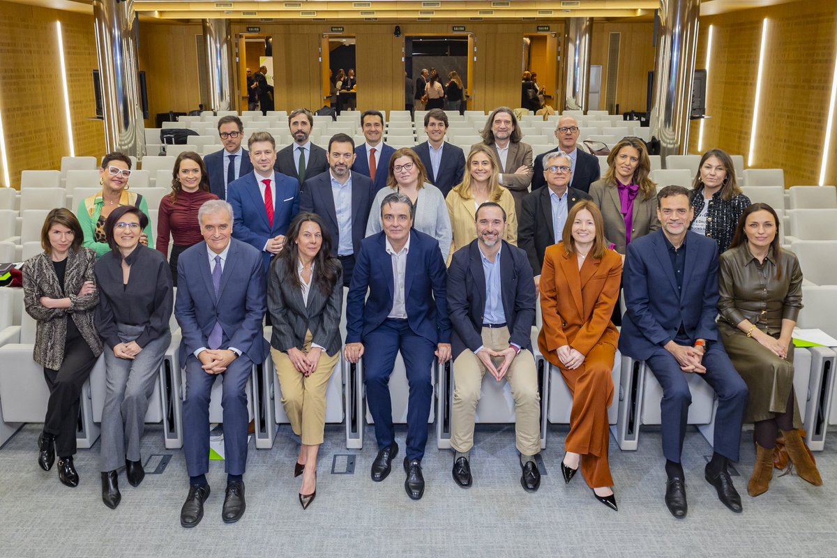 Dircom Canarias tweet media