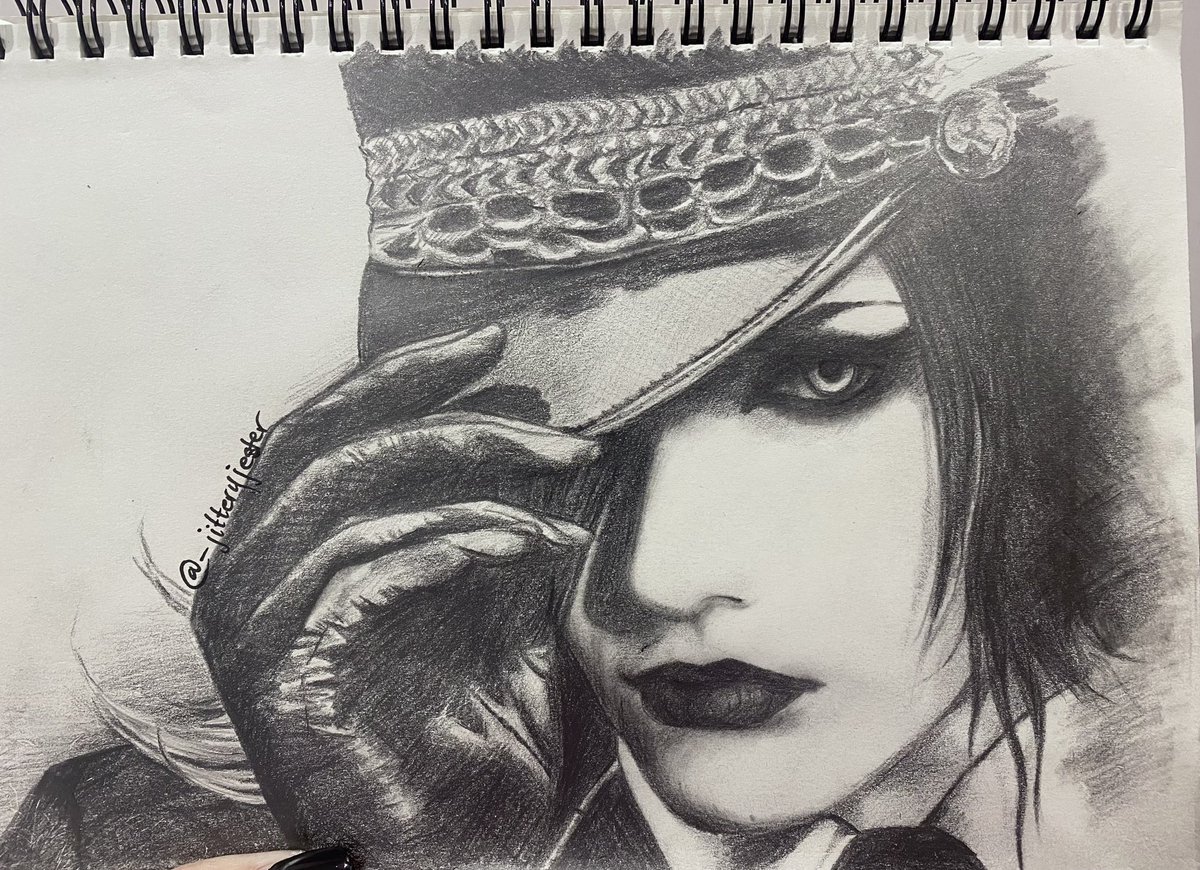 oh i sure do miss doing traditional art 🤤🤤🤤