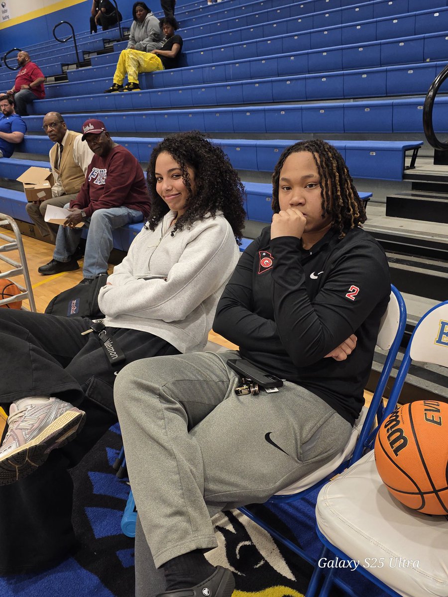 GHSLADYRAIDERS's tweet photo. PROUD OF THESE 2 SENIORS! BOTH GOING TO COLLEGE TO DO WHAT THEY LOVE TO DO! @liyahsoj &amp; @RAva2026

👭BESTIES/SISTERS
🏀BALLERS 
😂GOOFY 
🤪FUN 
❤️LOVING/CARING/GENUINE
🫡LEADERS/CAPTAINS https://t.co/DSB2yfArN1