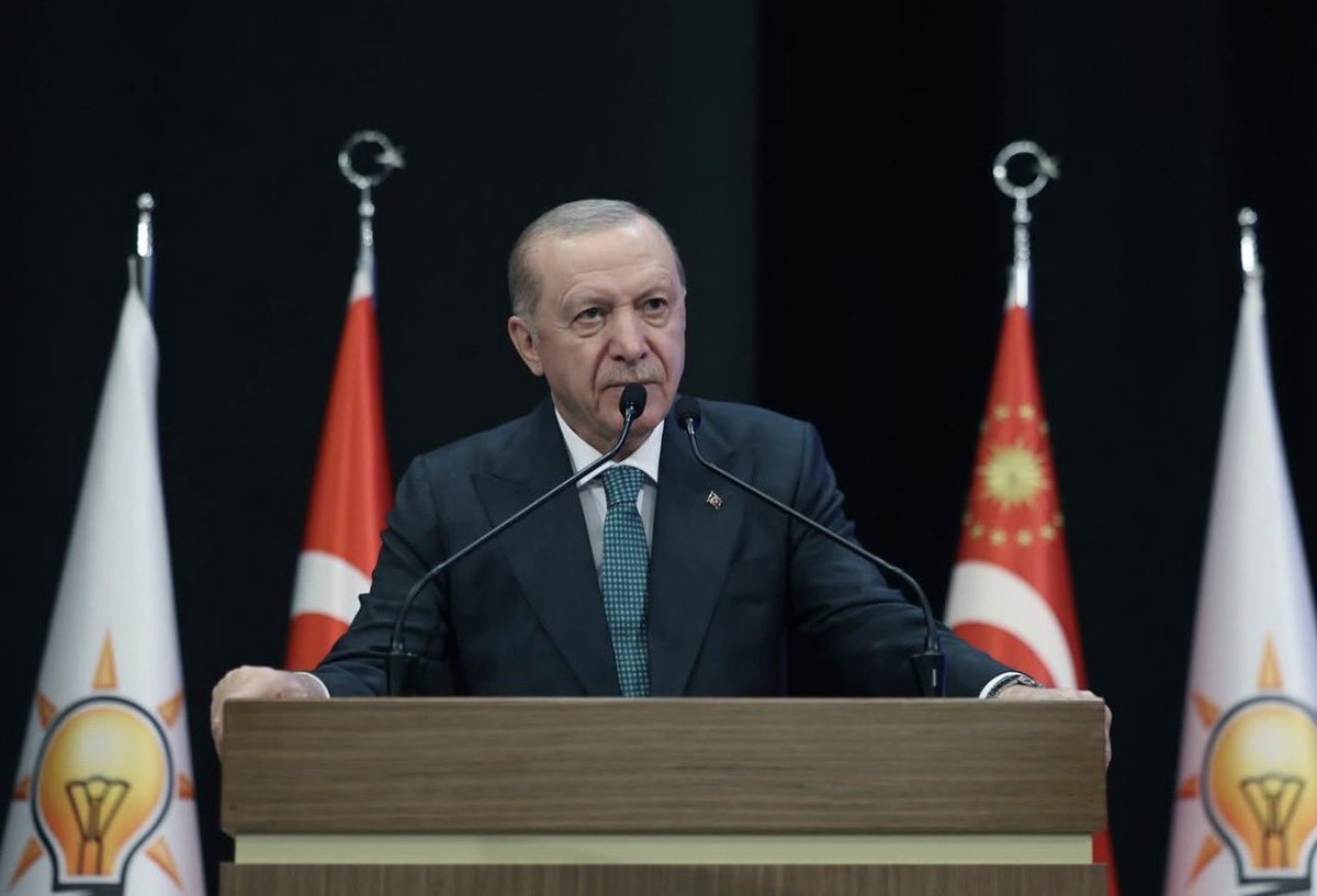 kad_samsun's tweet photo. Cumhurbaşkanımız ve AK Parti Genel Başkanımız Sayın Recep Tayyip Erdoğan’ın başkanlığında gerçekleştirilen 178. Genişletilmiş İl Başkanları Toplantısına; İl Başkanımız Sayın Mehmet Köse, İl Kadın Kolları Başkanımız Sayın Tuğçe Dağdemir Muslu, İl Gençlik Kolları Başkanımız Sayın Orhan Murat Kumaş ve Samsun Büyükşehir Belediye Başkanımız Sayın Halit Doğan ile birlikte katılım sağladı.
@avtugcedagdemir