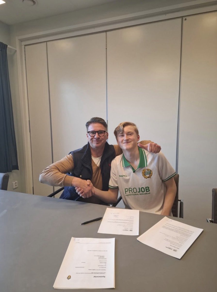 Bajenövrigt tweet media