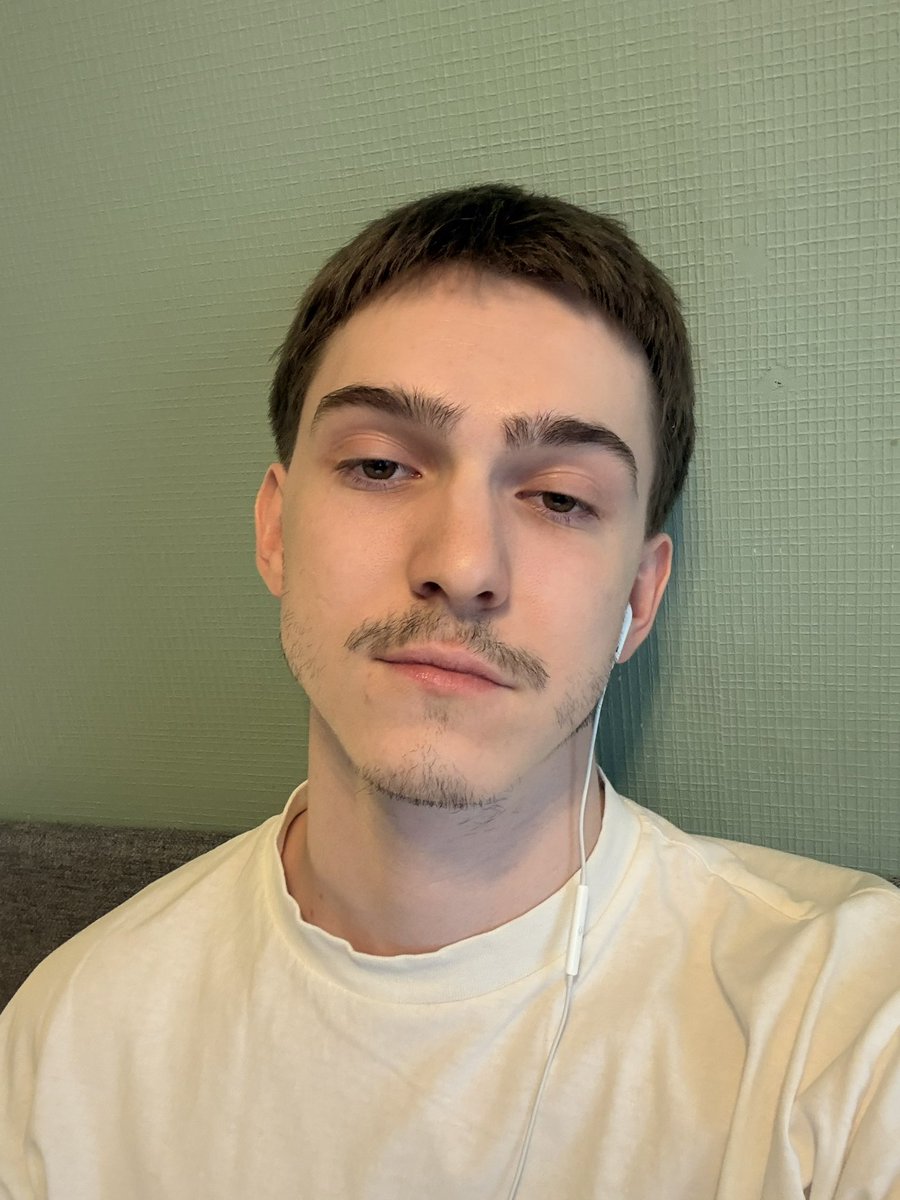 burllakovv's tweet photo. 🧃🧃🧃 https://t.co/uogoBMHzXe