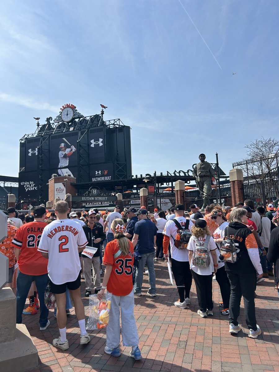 franksobotka67's tweet photo. @Marghareti72 Happy Opening Day to you brother https://t.co/Gcb9UxfF0s