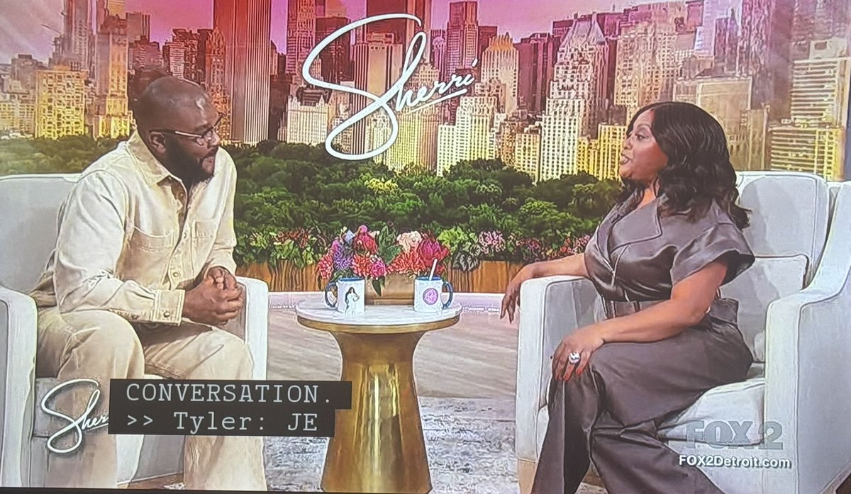 Pink Chick tweet media