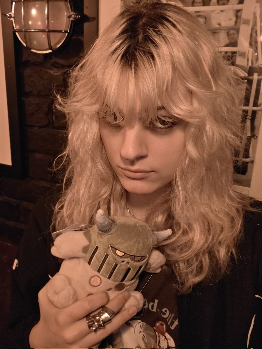 Valerie🐧 tweet media