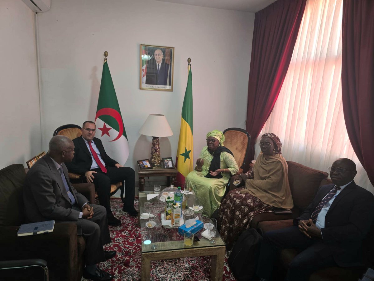 Algerian Embassy in Dakar tweet media