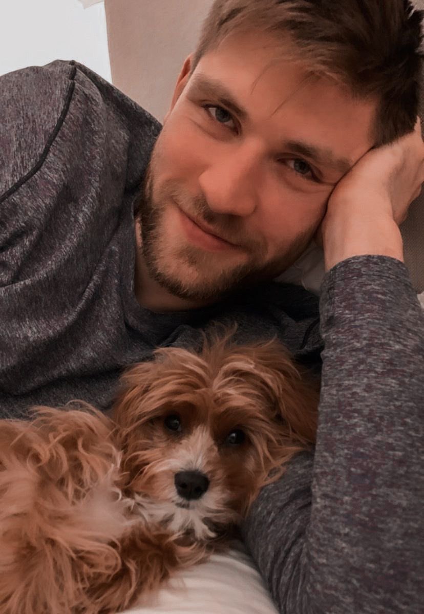 #whatisgoingon tweet media