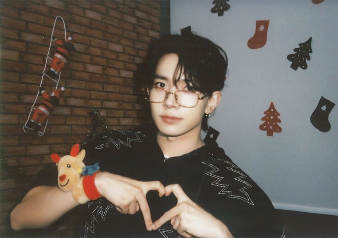 Lee Heeseung⁷ tweet media