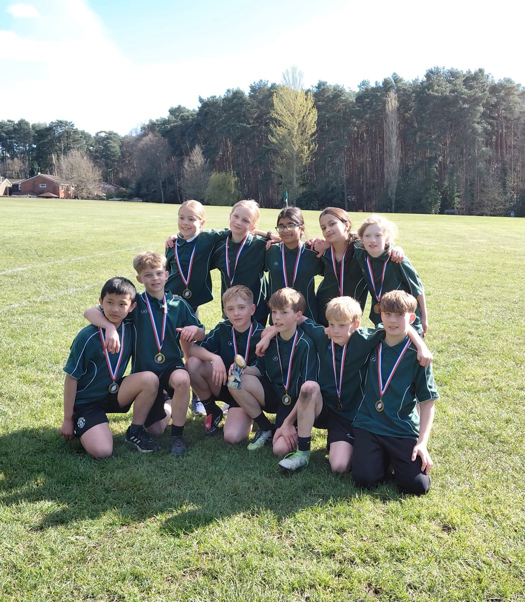 Crowthorne C of E tweet media