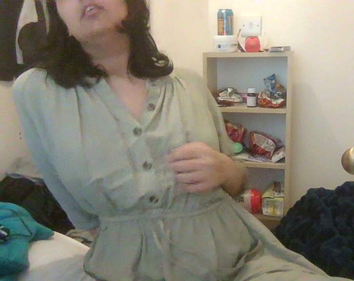 Delusional Alice tweet media