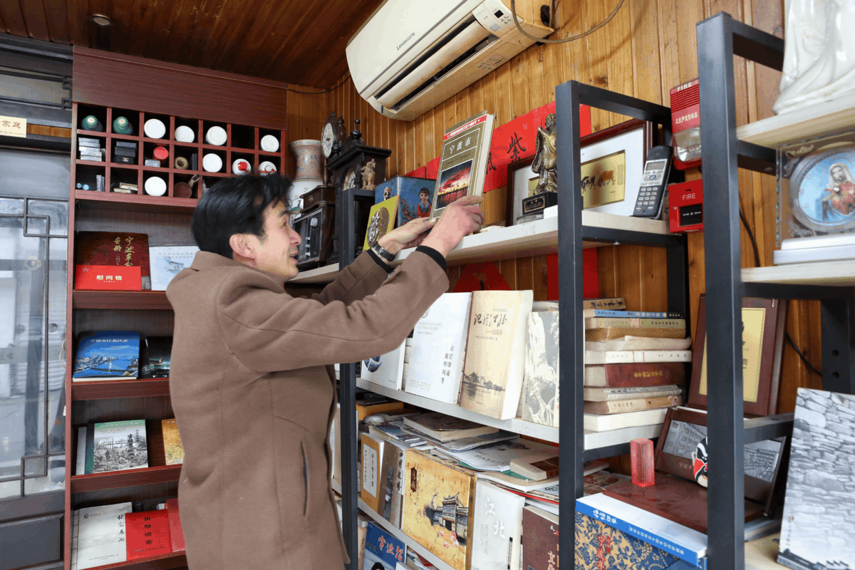 I LOVE ARIANA tweet media