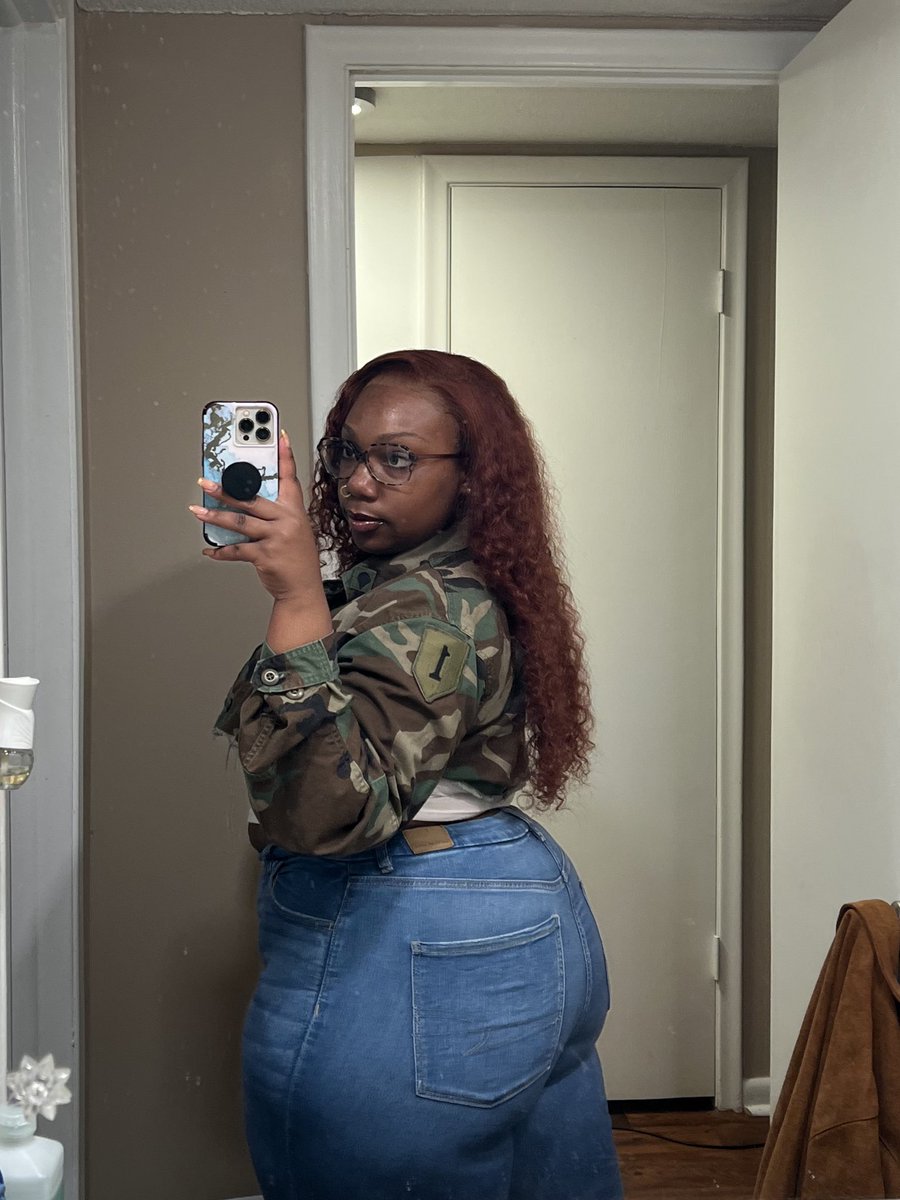 NeeNeePrettyAssᥫ᭡ tweet media