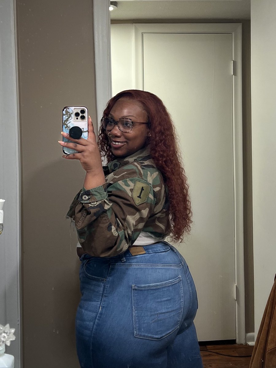 NeeNeePrettyAssᥫ᭡ tweet media