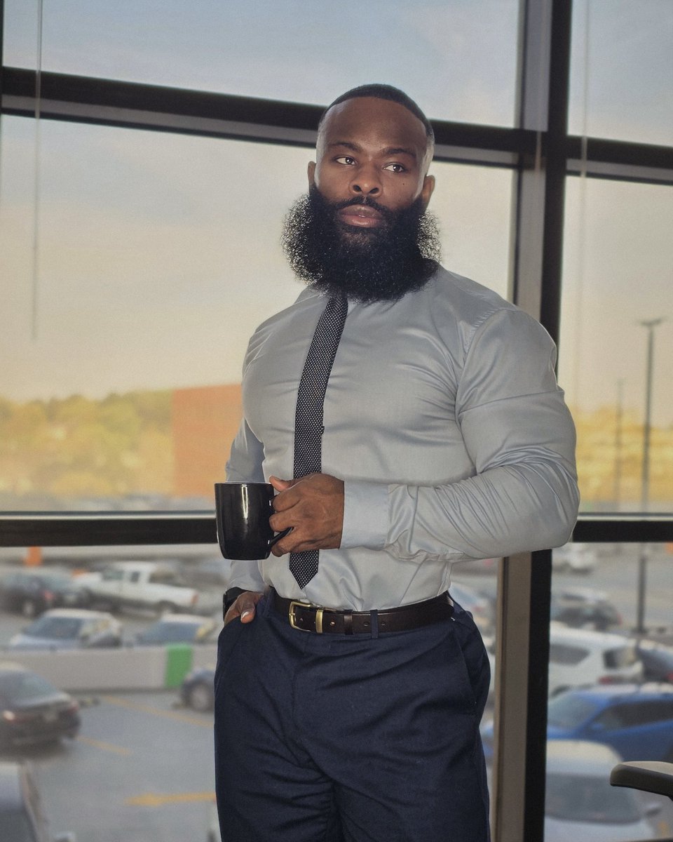 𝐒𝐚𝐰𝐲𝐥𝐞 tweet media