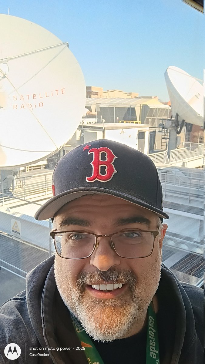 CaseRocker tweet media