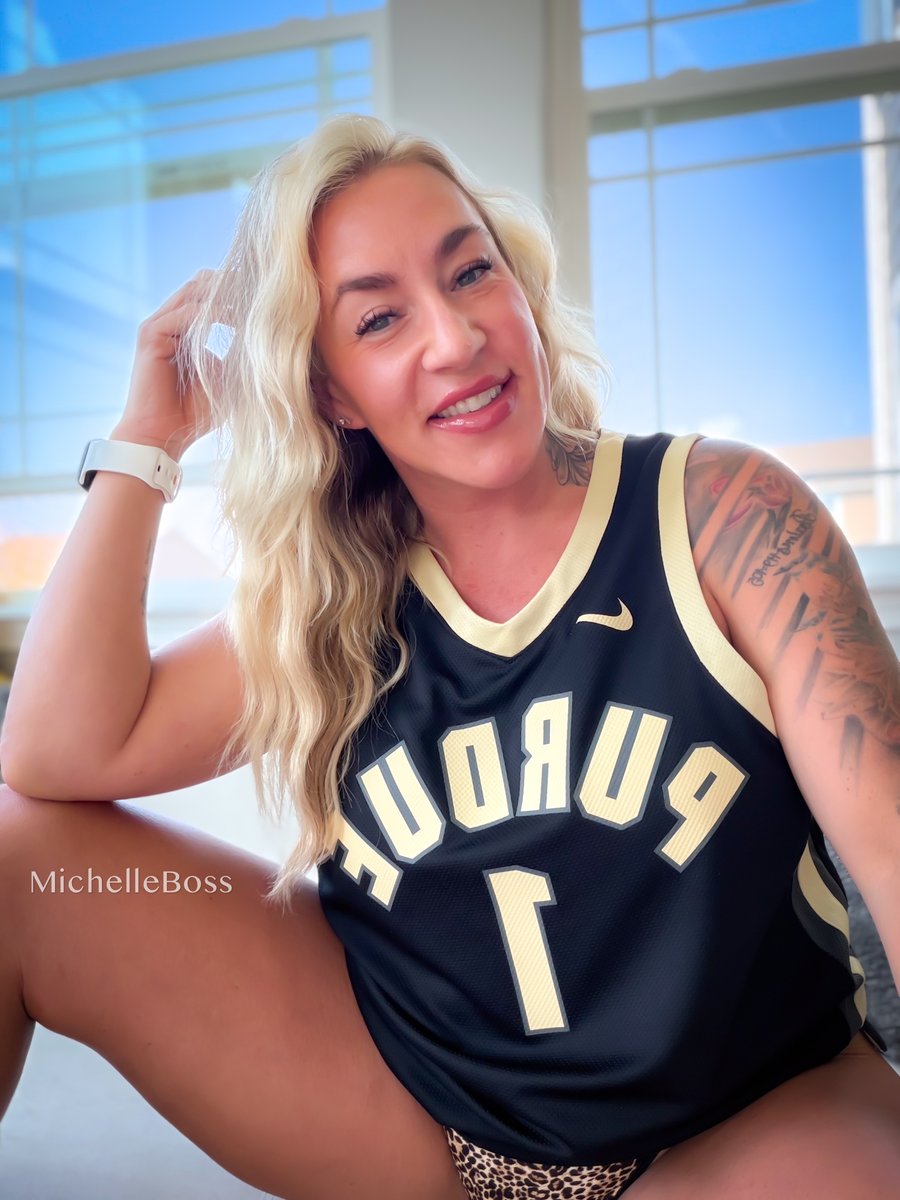 Michelle Boss EXOTICCA CHI 4/9-4/12 DM ME COLLAB tweet media