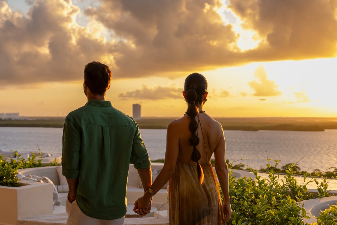 Secrets Resorts & Spas tweet media