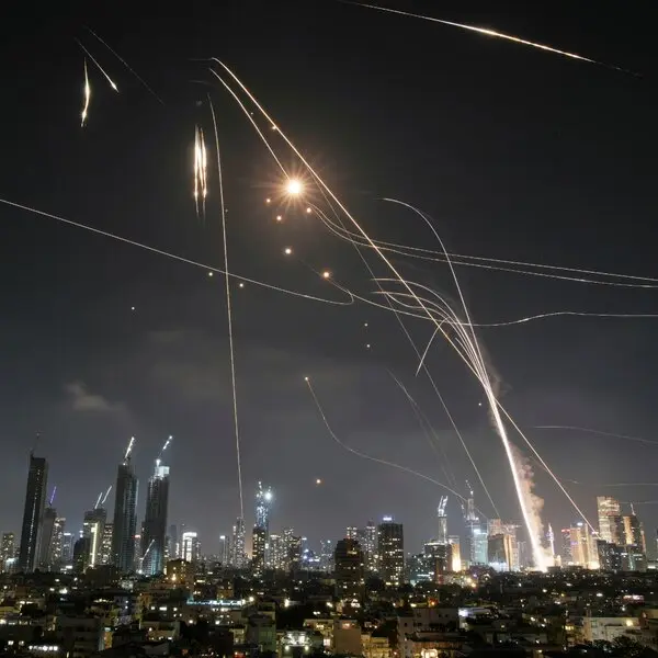 HappyLight💡 tweet media