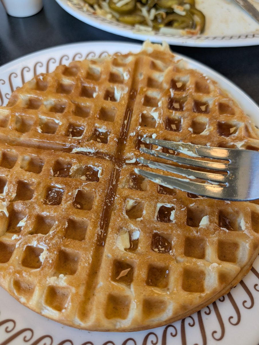 Wafflewolpy tweet media
