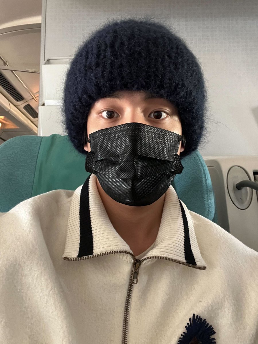 jjngluvbot's tweet photo. @jayjonggalaxy to the precious soul who always sends the warmth to our hearts 🤍
JAKE OUR FOREVER STAR
#WithJakeAlways #ALWAYSwithENHYPEN
#제이크와별빛을향해 #JAKE #ENHYPEN_JAKE
@ENHYPEN @ENHYPEN_members https://t.co/cmy2aLQyZA