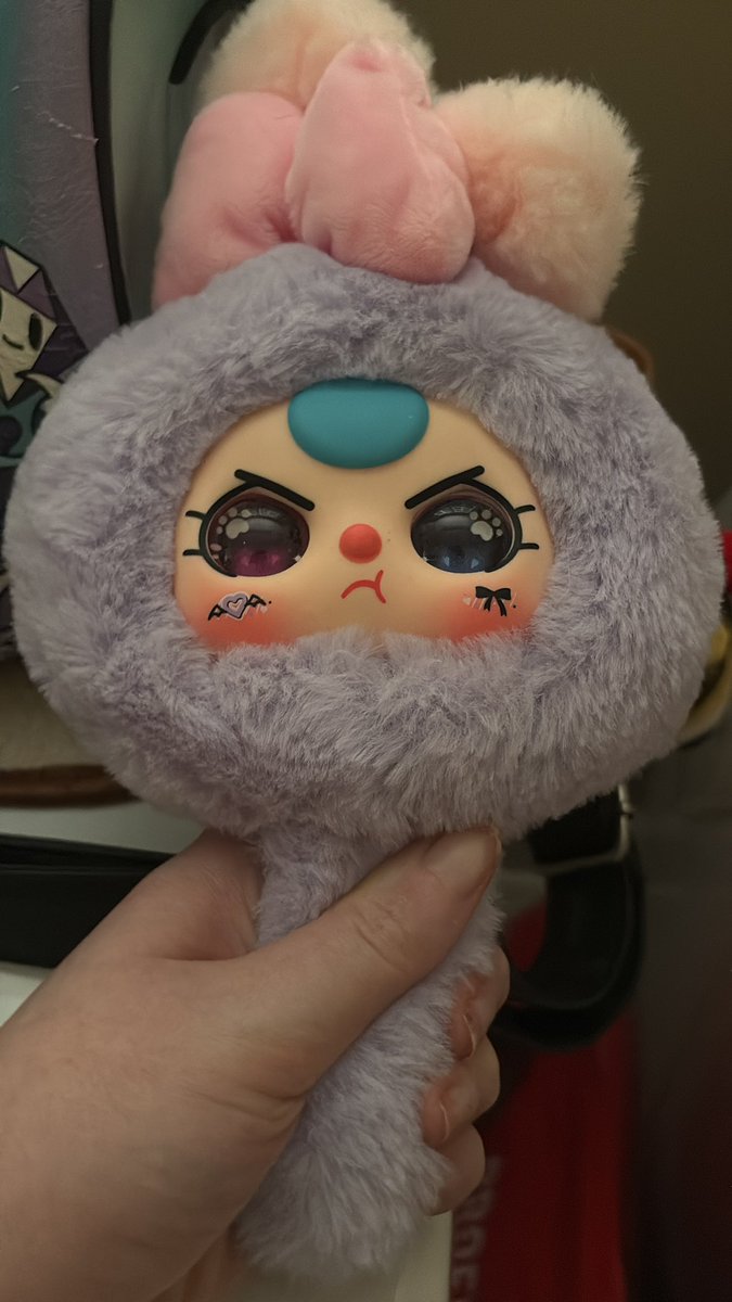 Ambrosia Thorn tweet media