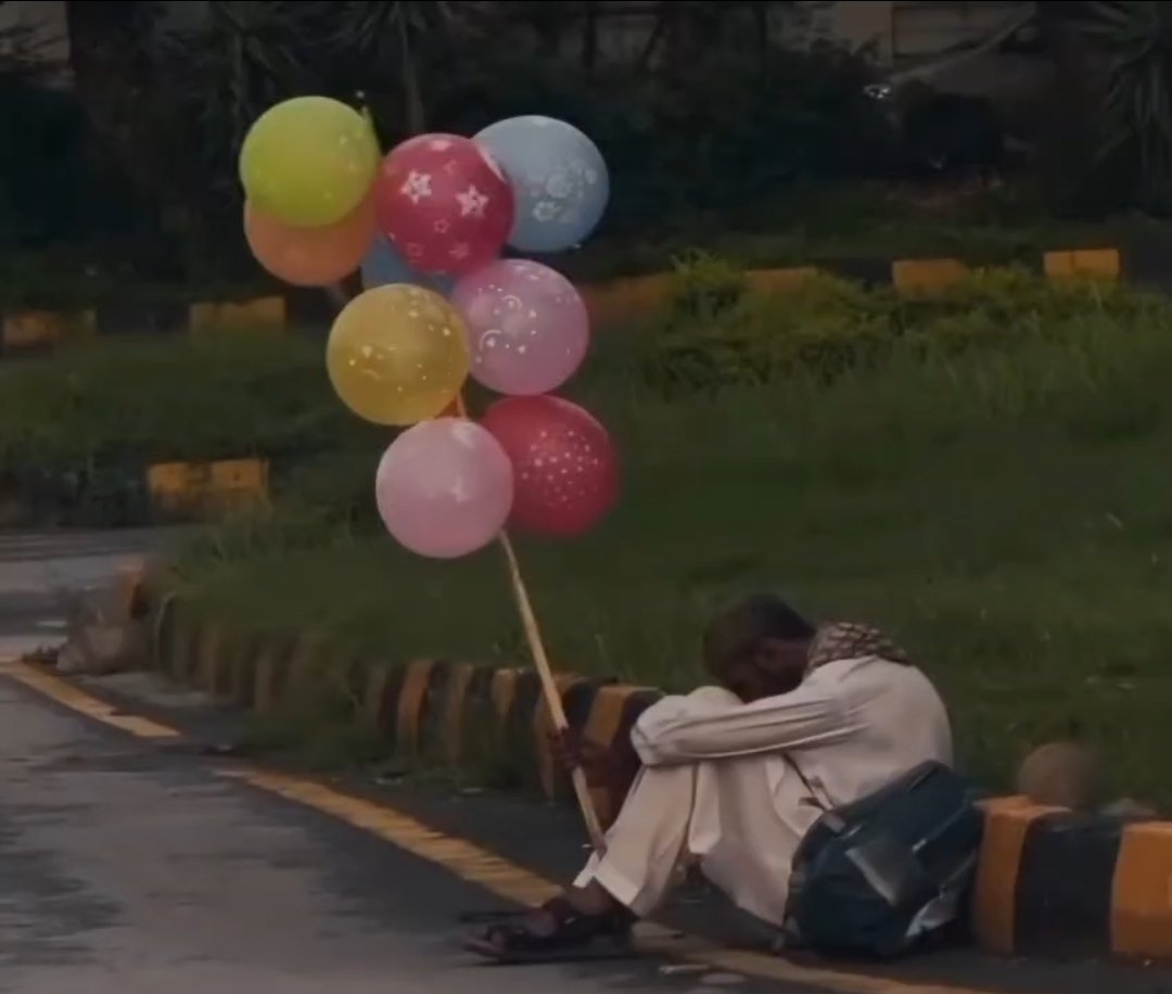 BerlinMuhtarıMusti tweet media