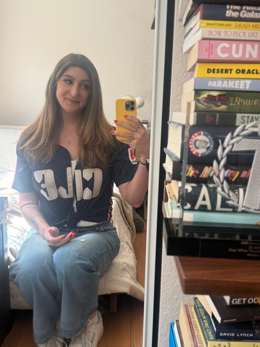 Jaclyn Moore tweet media