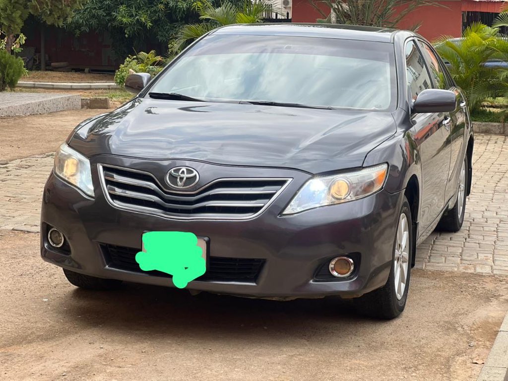 ChauffeurMac's tweet photo. 3 MONTHS REGISTERED.
Mint 2010 TOYOTA CAMRY XLE.

Keyless Entry.
Untampered Venza Engine.
Leather seats.
Verified Duty.

Price: 8.5m Net.
Location: Gwarimpa Abuja
☎️08138573913 https://t.co/su5MF4DLIO