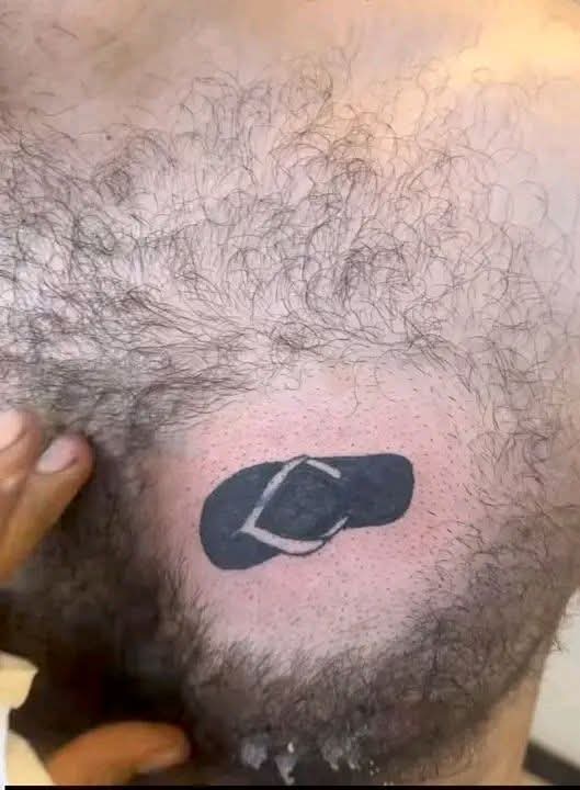 النعال هو الحل 🩴 tweet media