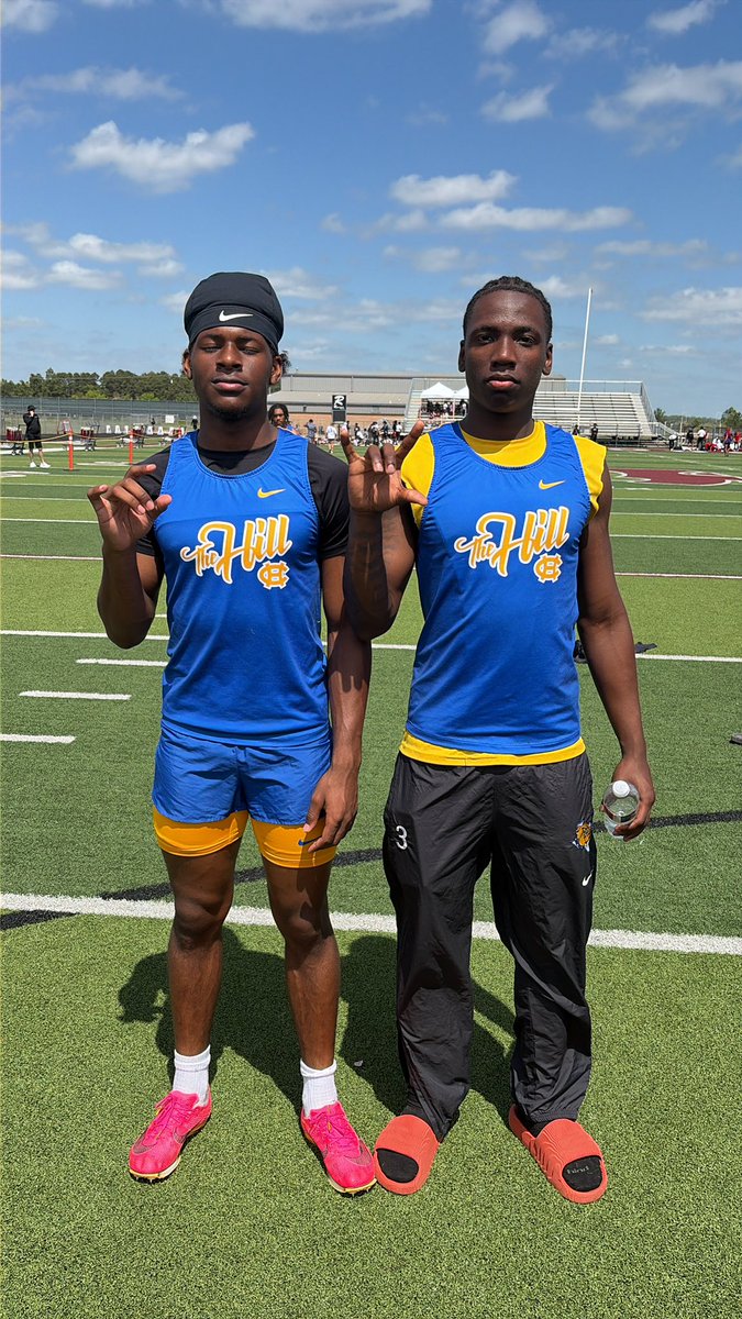 Chapel Hill Track & Field 🐶🏃💨⚡️ tweet media