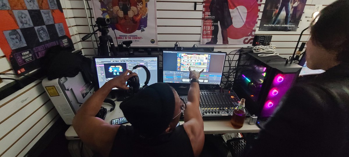 louieluuu's tweet photo. #SF2 #hyperfighting
Hyperfighting went through smooth- shout outs to the Champ and everyone who participated
@ArcadeBrooklyn https://t.co/5Vse2FLeGI