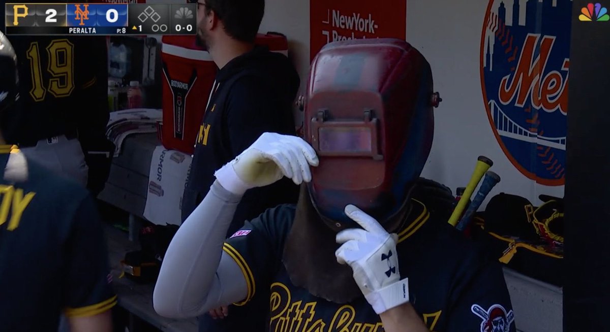 Baseball Images that Precede Unfortunate Events (@unfortunatemlb) on Twitter photo 
