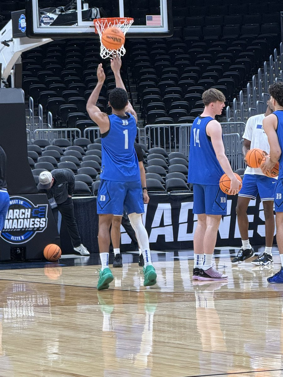 blazindw's tweet photo. Caleb is warming up with the rest of the team before practice. Doesn’t look to be laboring in any way, which is miraculous, if you ask me. #Duke https://t.co/uWPKXAixcG