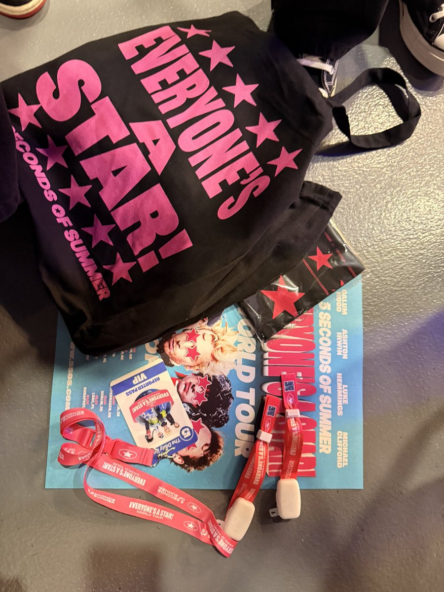 FC 5SOS Colombia 🇨🇴 ☕ tweet media