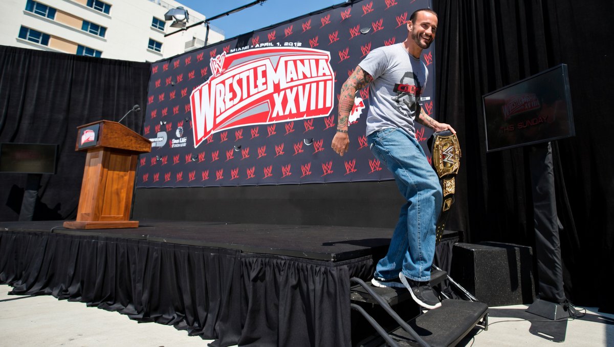 WrestleCourt tweet picture