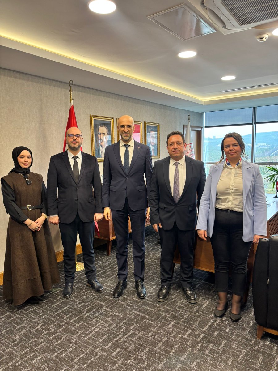 zaimteknopark's tweet photo. T.C. Sanayi ve Teknoloji Bakanlığı’nı ziyaret ederek Ar-Ge ve iş birliği odaklı projelerimizi paylaştık.

Nazik ev sahipliği için Sayın Ahmet İmamoğlu’na, Sayın @sadullahuzun'a  ve Sayın İbrahim Karabulut'a teşekkür ederiz.

#MilliTeknolojiHamlesi doğrultusunda üretmeye devam. 🚀🇹🇷
 #ZaimTeknopark