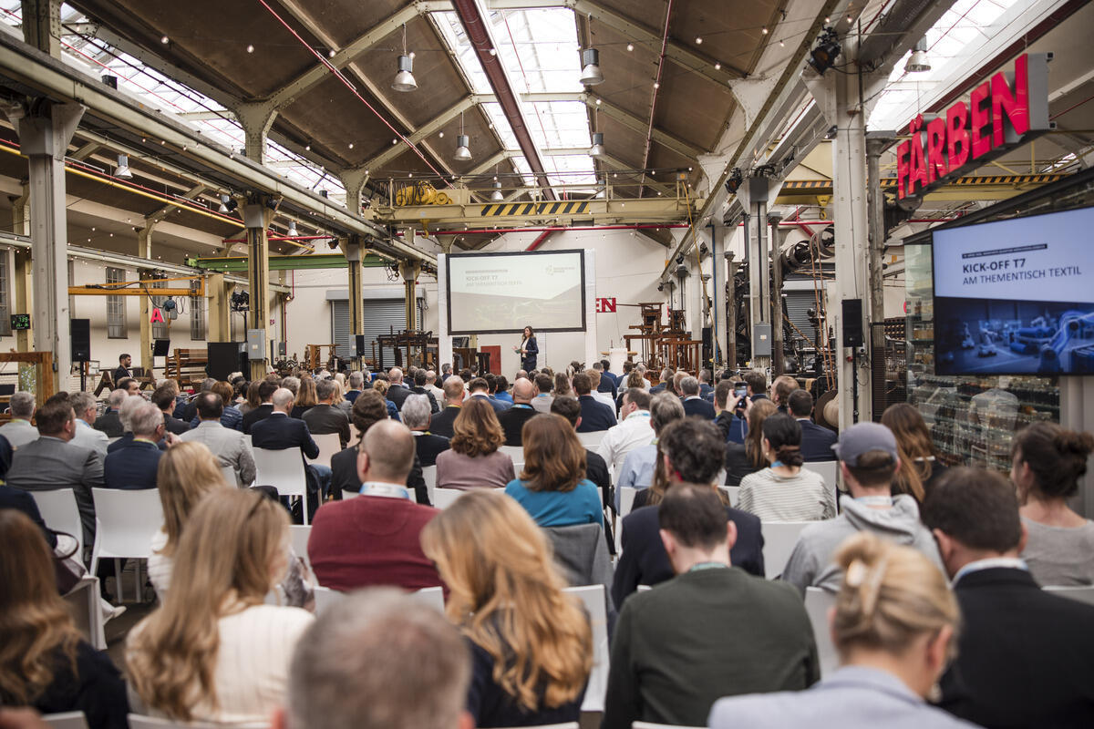 textechno's tweet image. New advanced technology centre in Mönchengladbach...

Read more - innovationintextiles.com/new-advanced-t…
#Textilfabrik7 #Mönchengladbach #AdvancedTechnology #InnovationInTextiles #MonfortsQuarter #TechLaunch #IndustryInnovation #ResearchCollaboration #RegionalDevelopment #GermanyTech