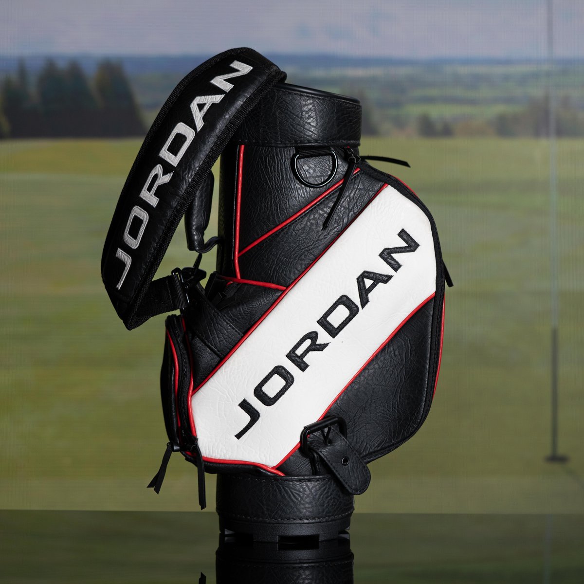 Pristine Auction tweet media