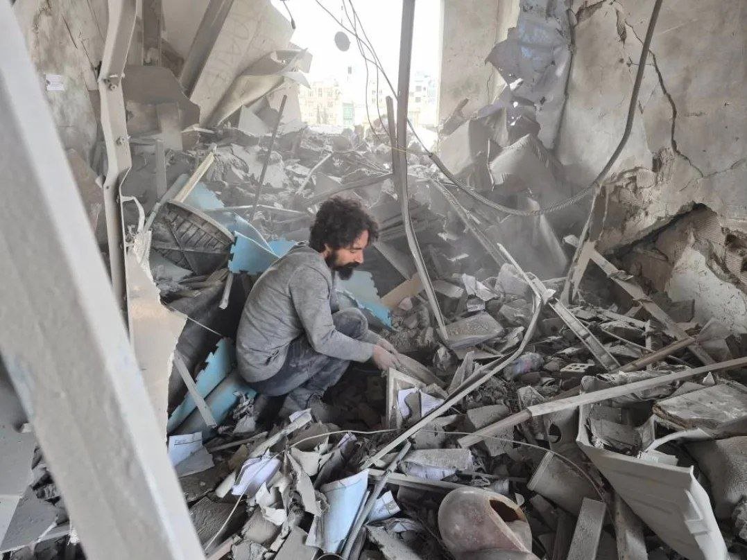 ParsToday Japanese tweet media