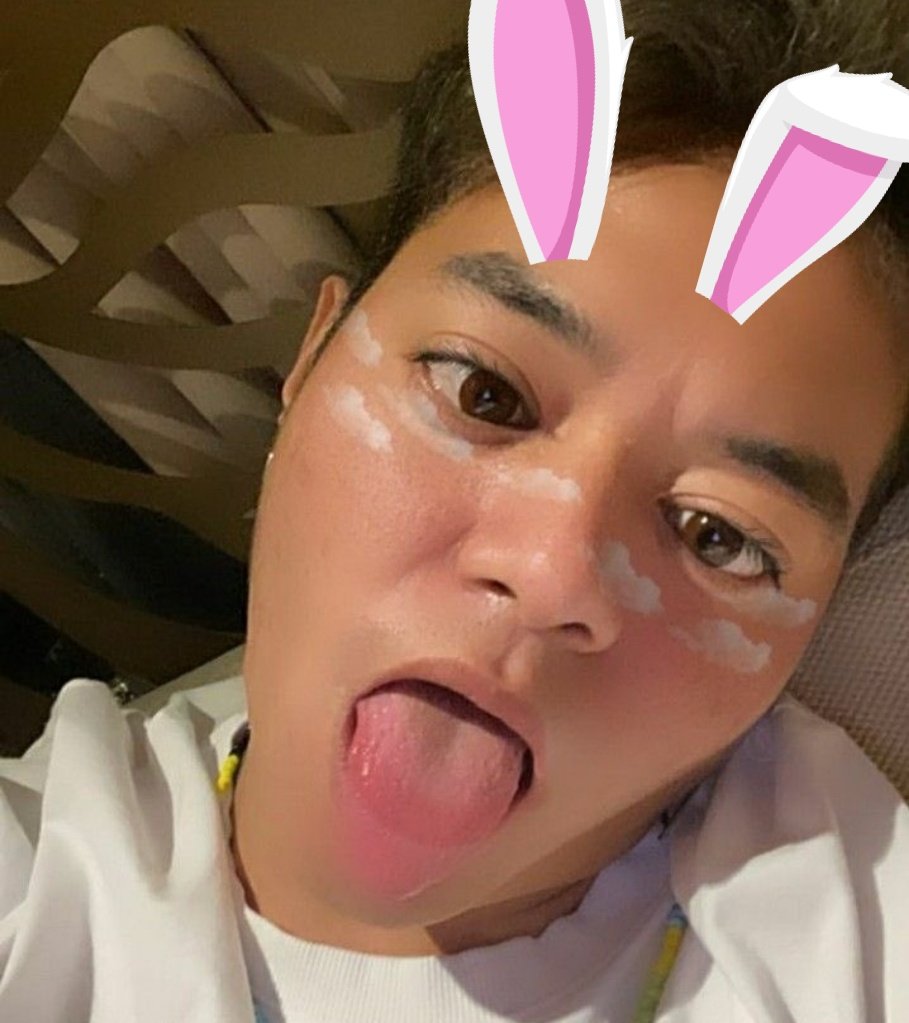 cel #furabholic tweet media