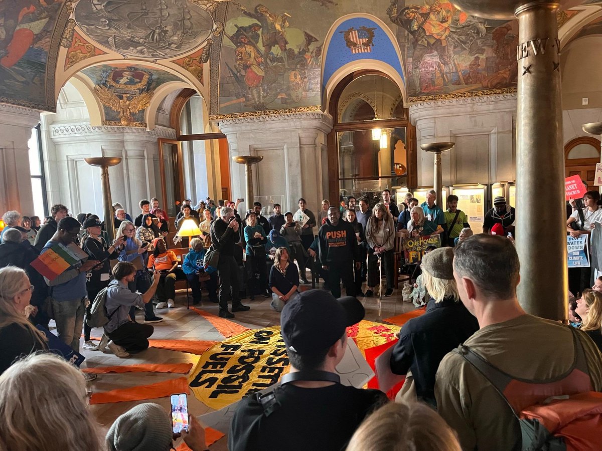 NY Working Families Party tweet media