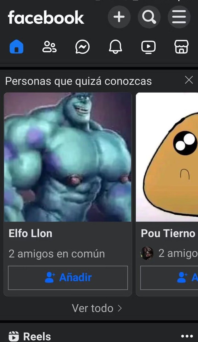 Mi familia: pq no usas Facebook pra estar en comunicación con tus tías y primos de otros países 
Lo que me aparece cada que abro fb: