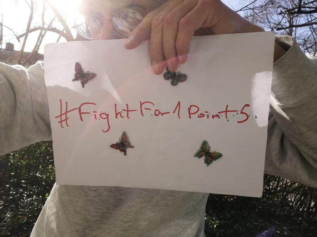 endelstamberg's tweet image. #ClimateStrike Week 339

#FightFor1Point5 Week 274

There will be no climate justice without social and gender justice! 
❤️ ☮️ 🌍 🌏 🌎 💧 🌳 🌱 🌿 🌺 🌼 🏵️ 🌻 🌞 🦋

#FreePalestine🇵🇸 #FreeCongo 🇨🇩 #FreeSudan🇸🇩 #FreeYemen🇾🇪 #EndClimateImperialism #twiff #FFFMapSolidarity